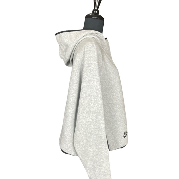 Nike Tech jacket - Picture 3 of 8